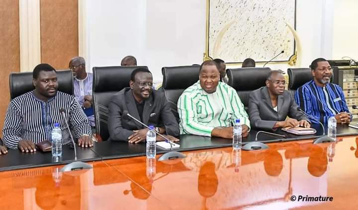 Bonjour chers Présidents !