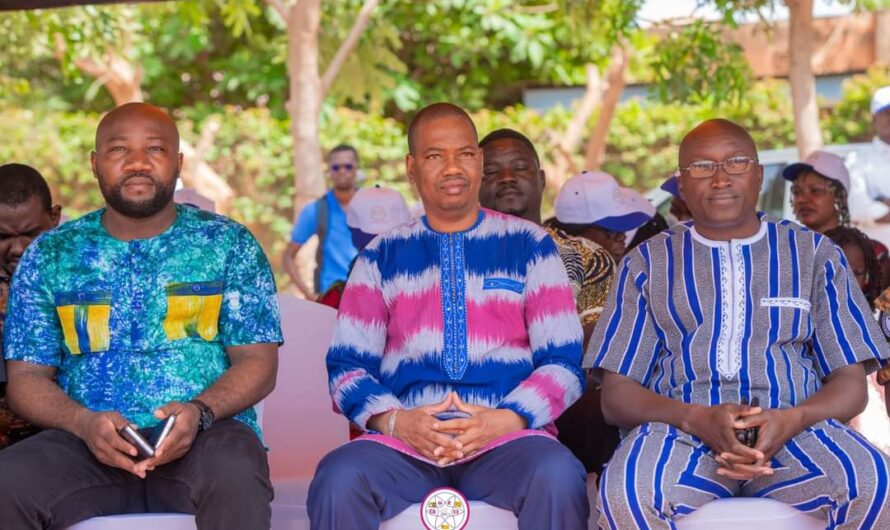 Éducation : Le CEGECI offre 200 kits scolaires aux enfants de FDS et de VDP tombés au front